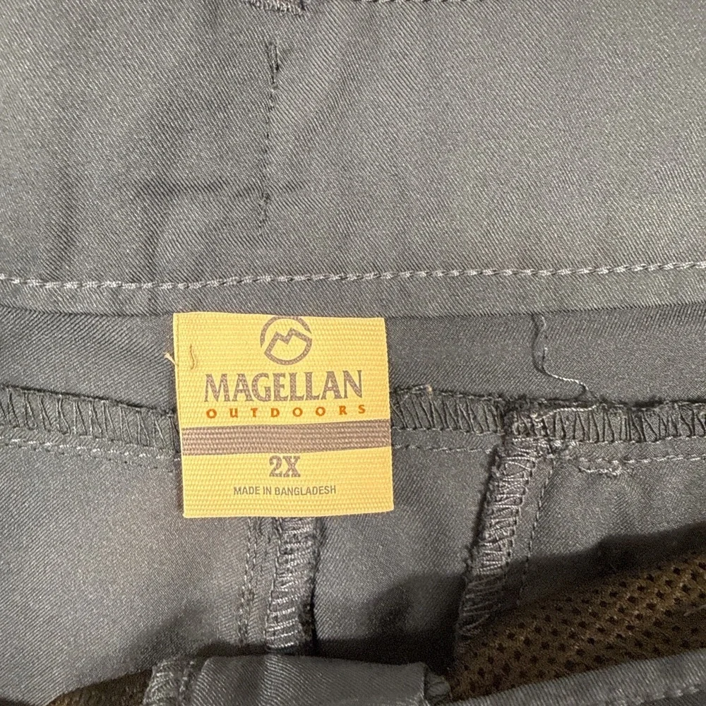 Magellan Outdoors Fish Gear Shorts Mens NAVY  Water‎ Repellent Fishing Size 2XL